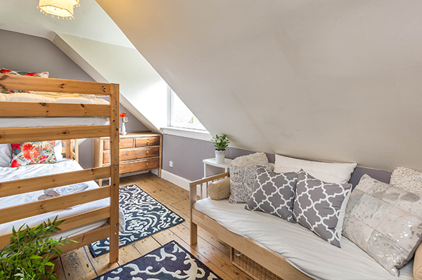 black twin bedroom at holiday house