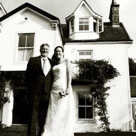 Marraige couple weddings at Kilfinan House